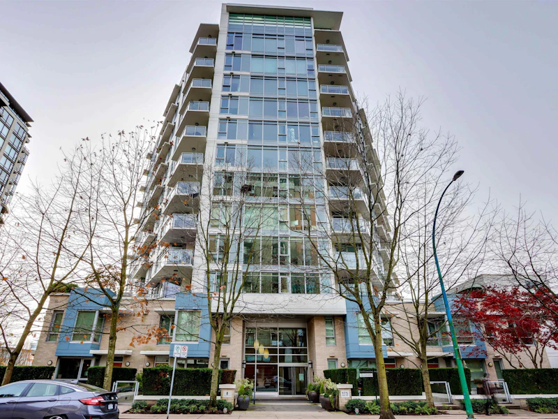302 - 175 W 2nd Street, North Vancouver BC V7M 0A5