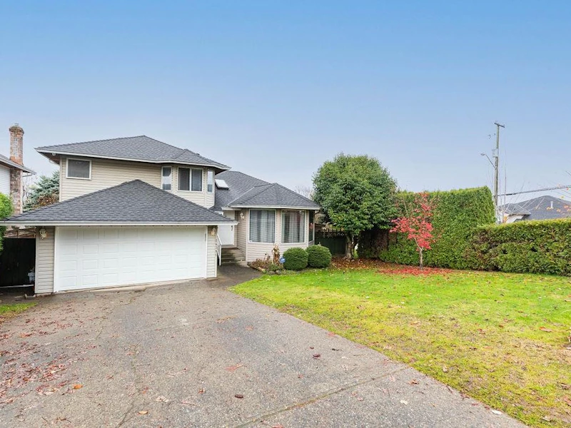 14391 77a Avenue, Surrey BC V3W 0L2