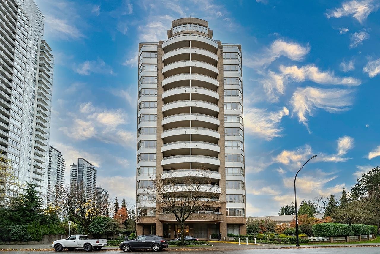 403-4830 Bennett Street, Burnaby, BC, V5H 4P6