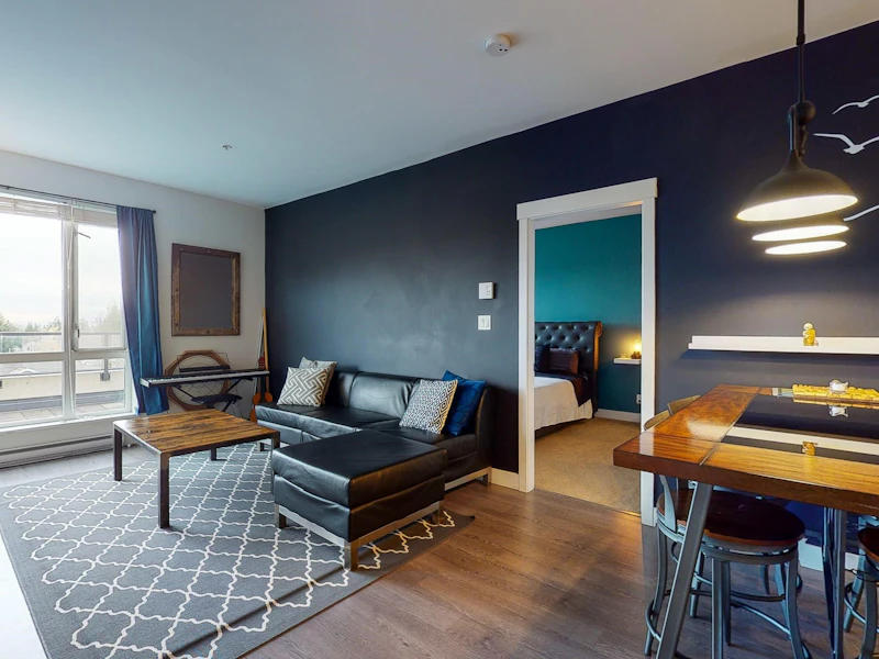 207 - 875 Gibsons Way, Gibsons BC