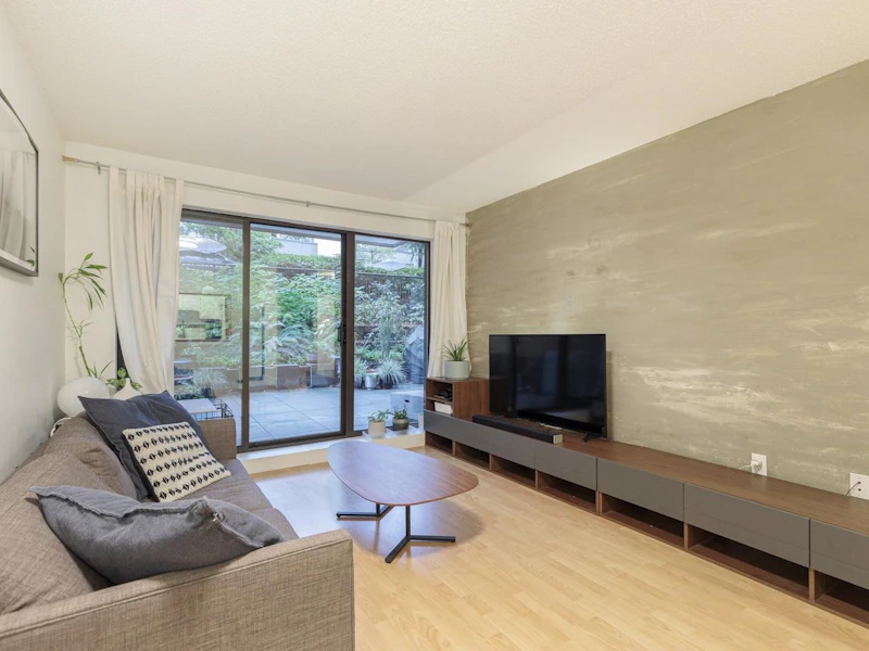 107 - 2142 Carolina Street, Vancouver BC V5T 3S2
