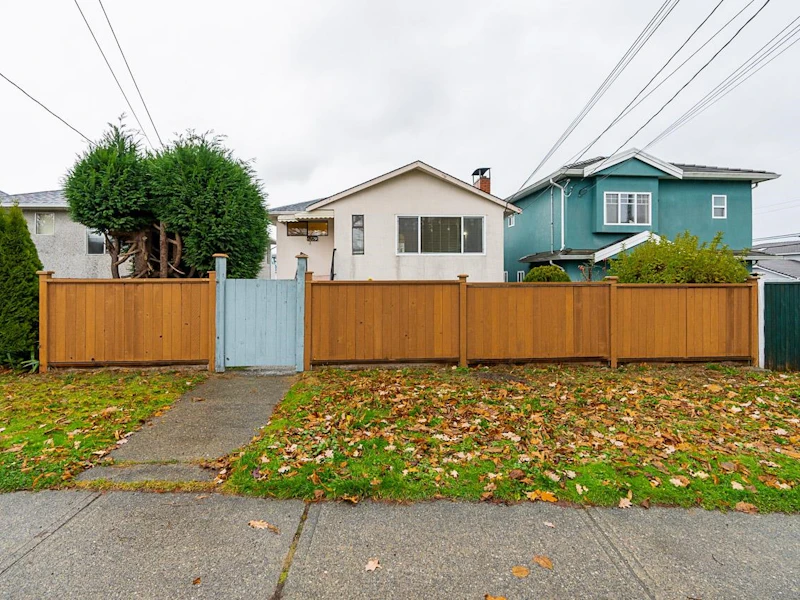 6279 Imperial Street, Burnaby BC V5J 1G7
