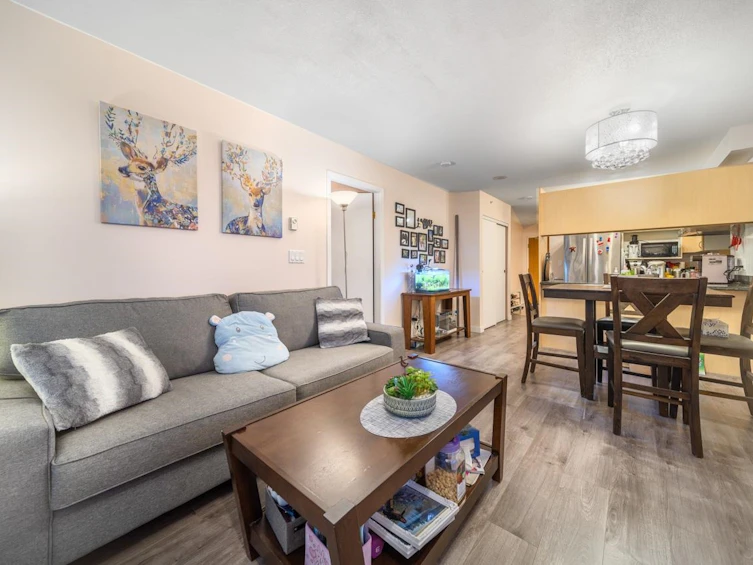 702-6611 Cooney Road, Richmond, BC, V6Y 4C5