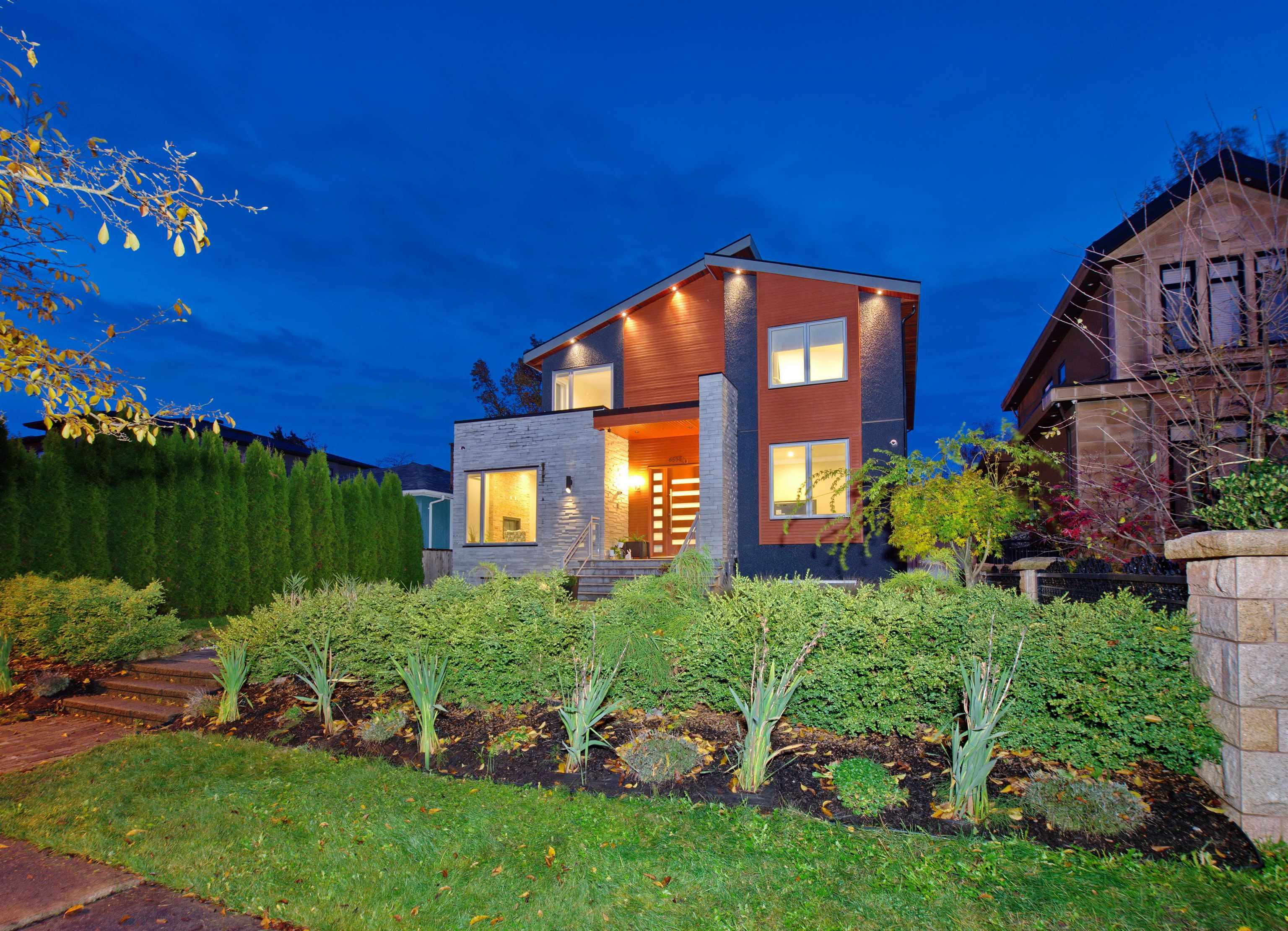 6537 Wales Street, Vancouver, BC, V5S 2R4
