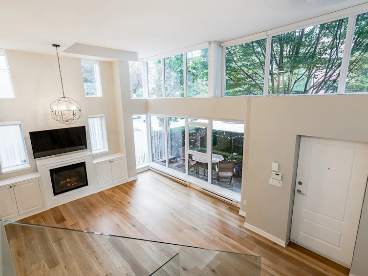 428 Helmcken Street, Vancouver, BC, V6B 0B1
