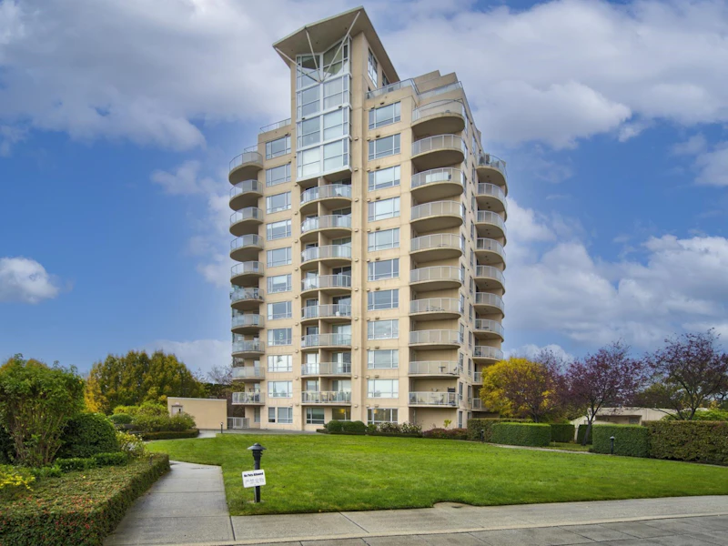305 - 7680 Granville Avenue, Richmond BC V6Y 4B9