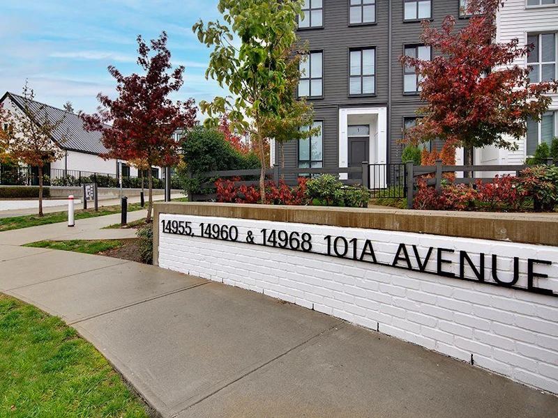 308 - 14968 101a Avenue, Surrey BC