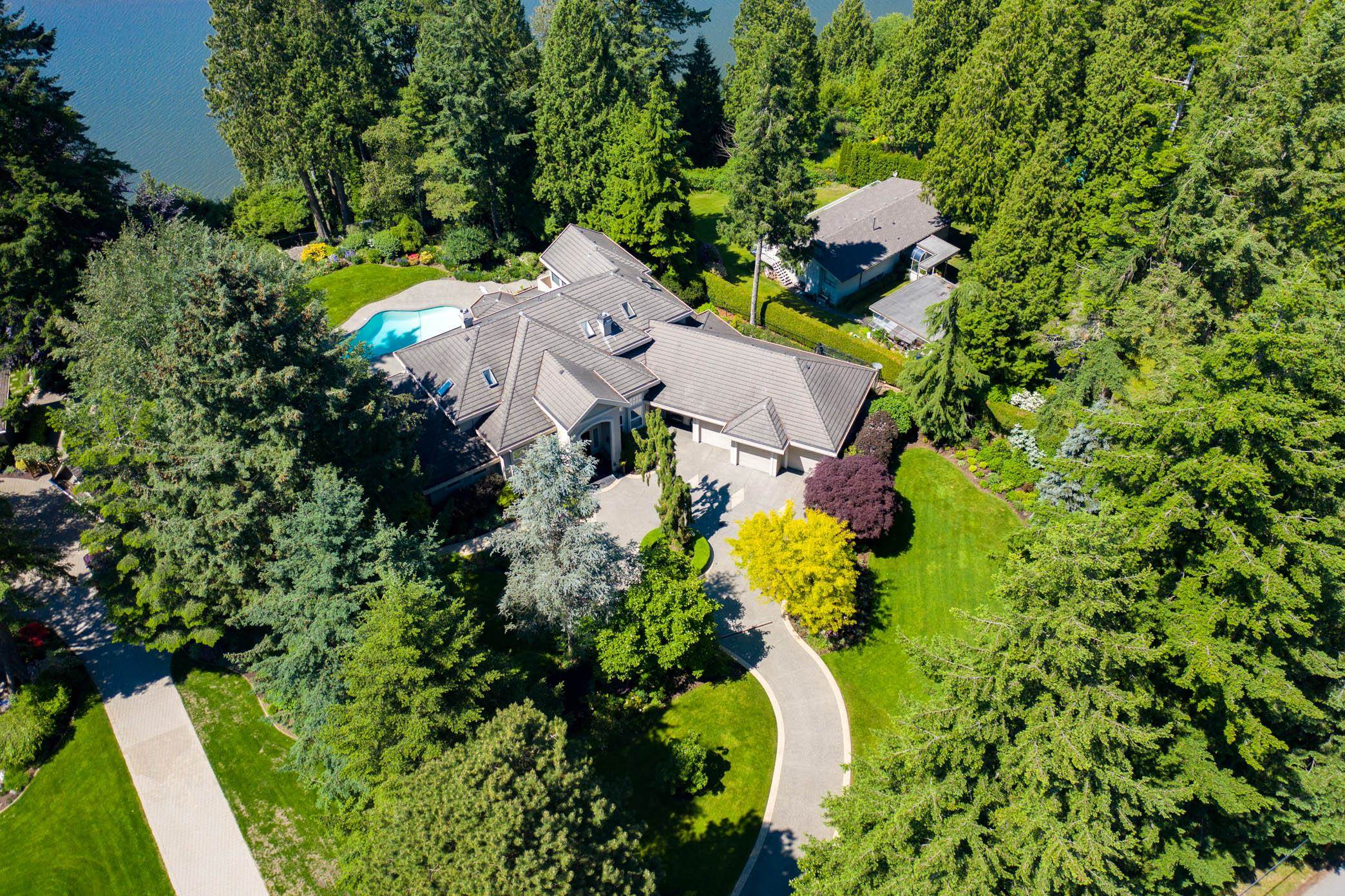13375 Crescent Road, Surrey, BC, V4P 1J5