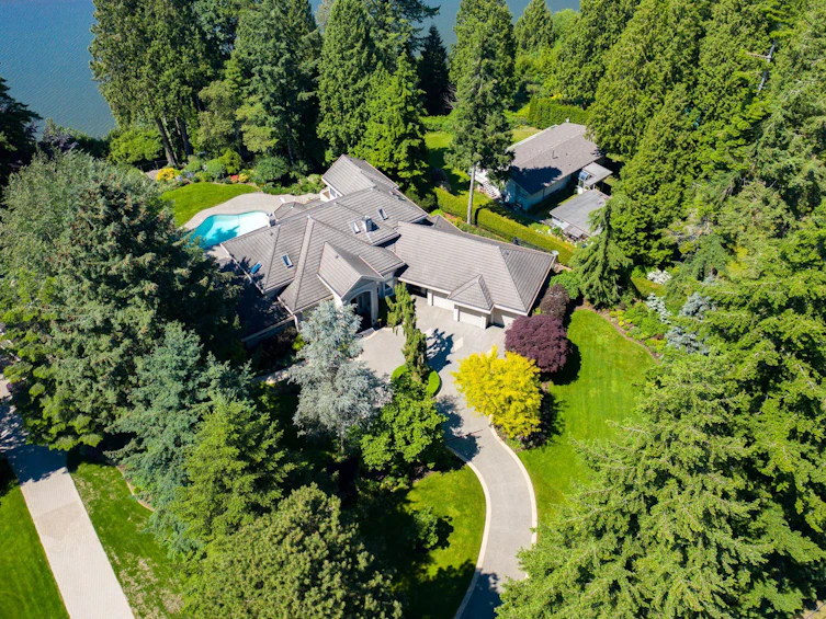 13375 Crescent Road, Surrey, BC, V4P 1J5