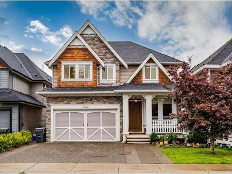 7666 210a Street, Langley BC V2Y 0L1