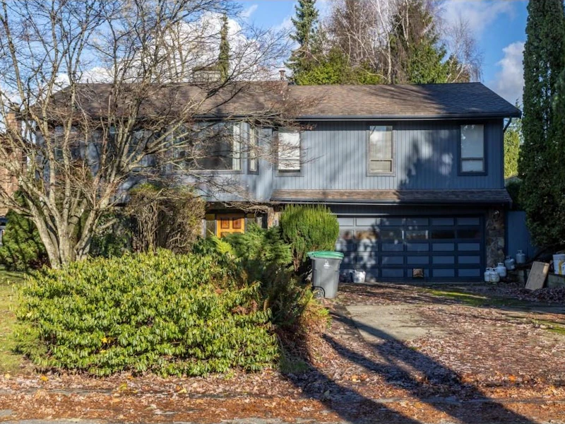 14931 94th Avenue, Surrey BC V3R 7T5