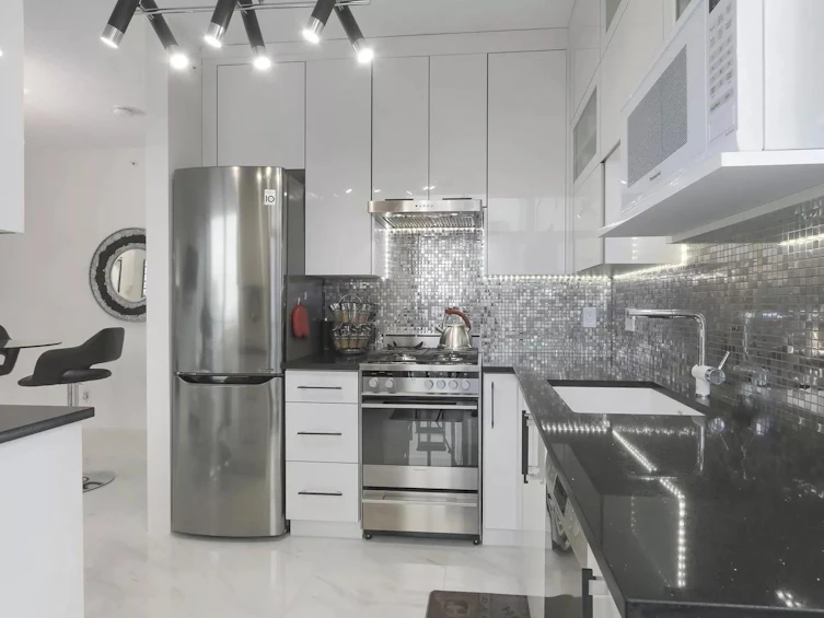 2502-1239 W Georgia Street, Vancouver, BC, V6E 4R8