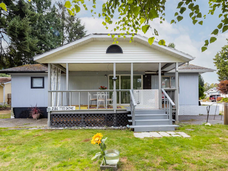 286 Tyee Drive, West Vancouver, BC, V7P 1C7