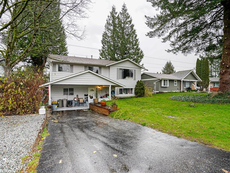 20081 46a Avenue, Langley, BC, V3A 6J2