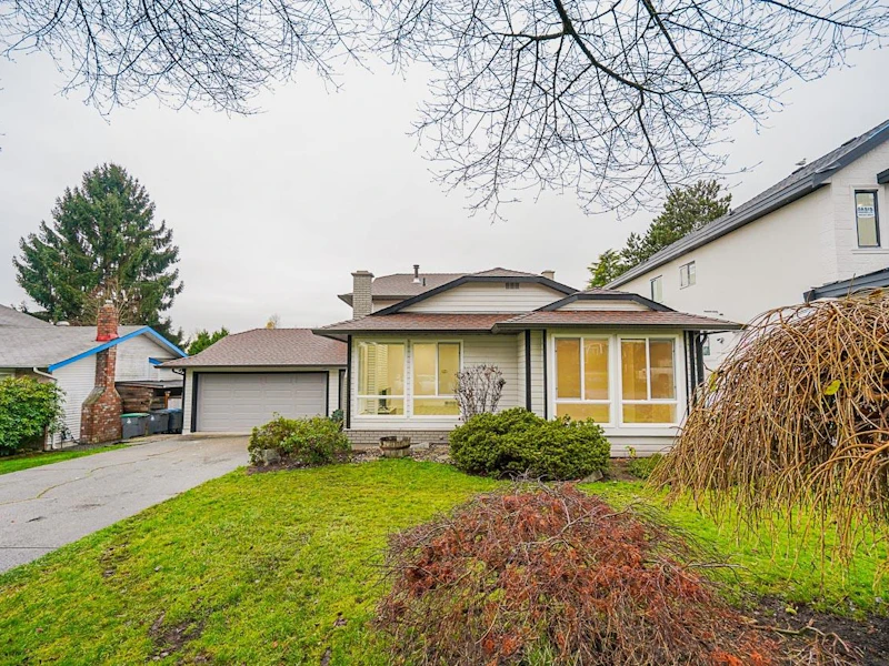 8511 151a Street, Surrey BC V3S 5Z5