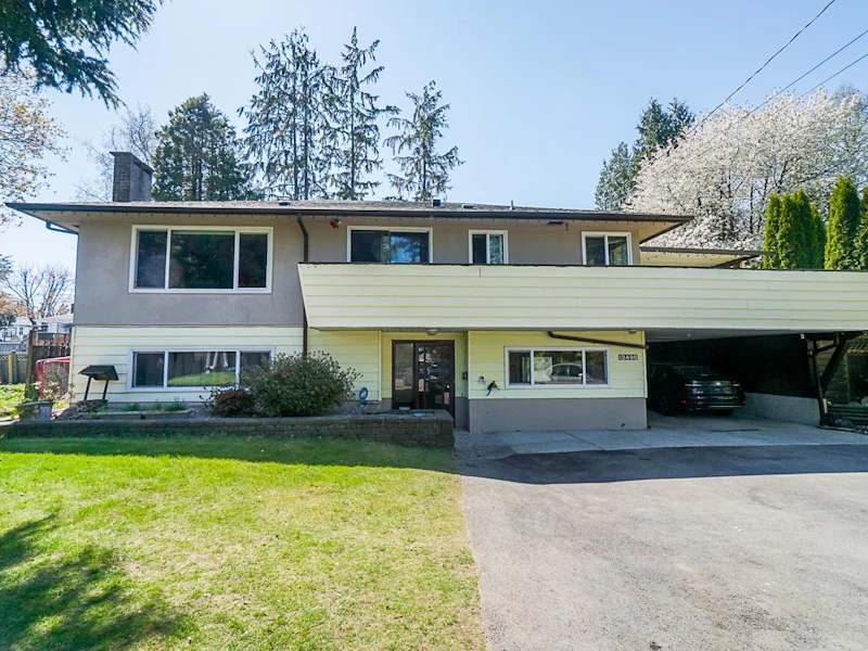 12496 Pinewood Crescent, Surrey BC V3V 2L5