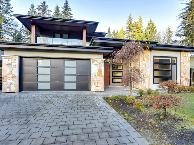 3351 Fairmont Road, North Vancouver BC V7R 2W7