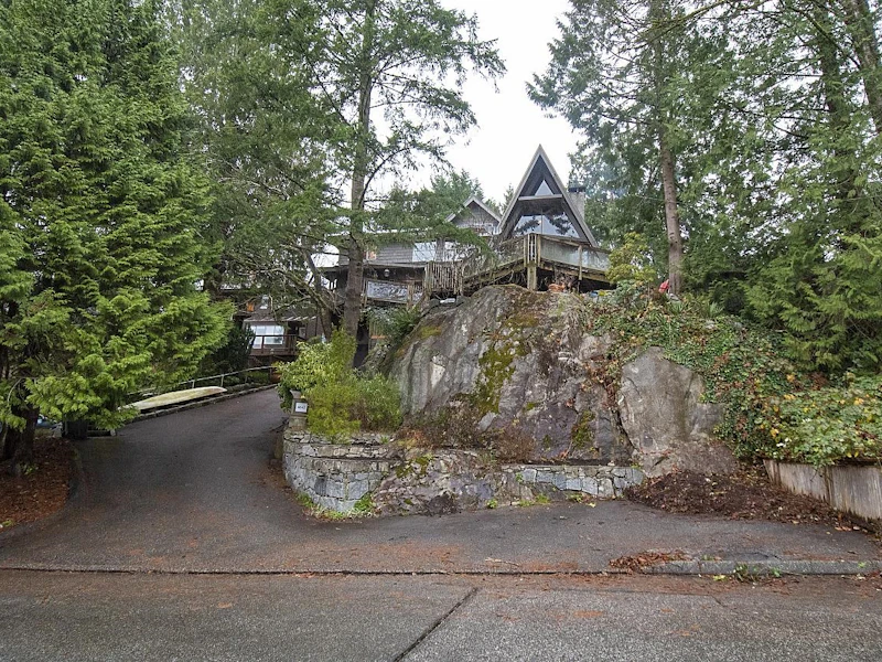 4642 Wickenden Road, North Vancouver BC V7G 1H2