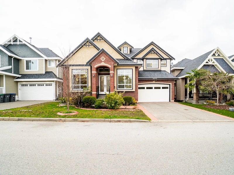 15013 59a Avenue, Surrey BC V3S 3T3