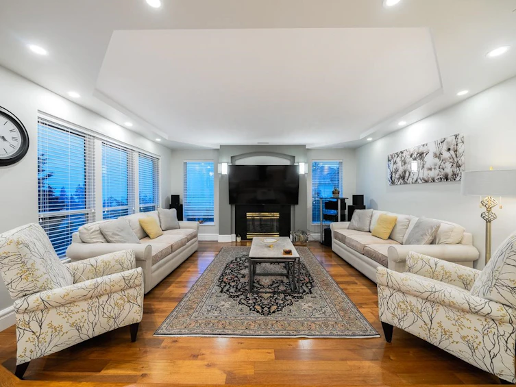 3017 Plateau Boulevard, Coquitlam, BC, V3E 2W7