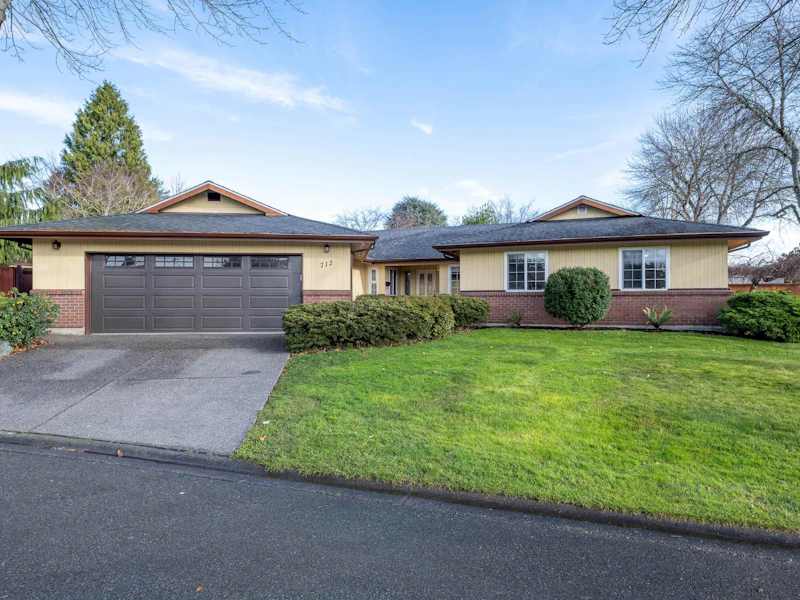 712 Thistledown Place, Delta BC V4L 2H5