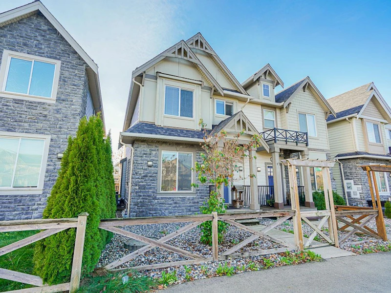 7263 192nd Street, Surrey BC V4N 6L8
