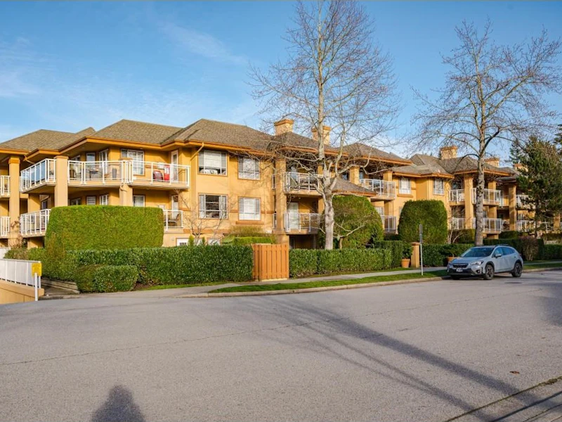 214 - 15185 22nd Avenue, Surrey BC V4A 9T4