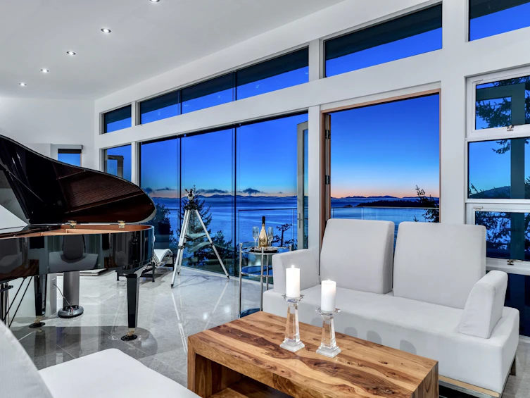 5517 Ocean Place, West Vancouver, BC, V7W 1N7