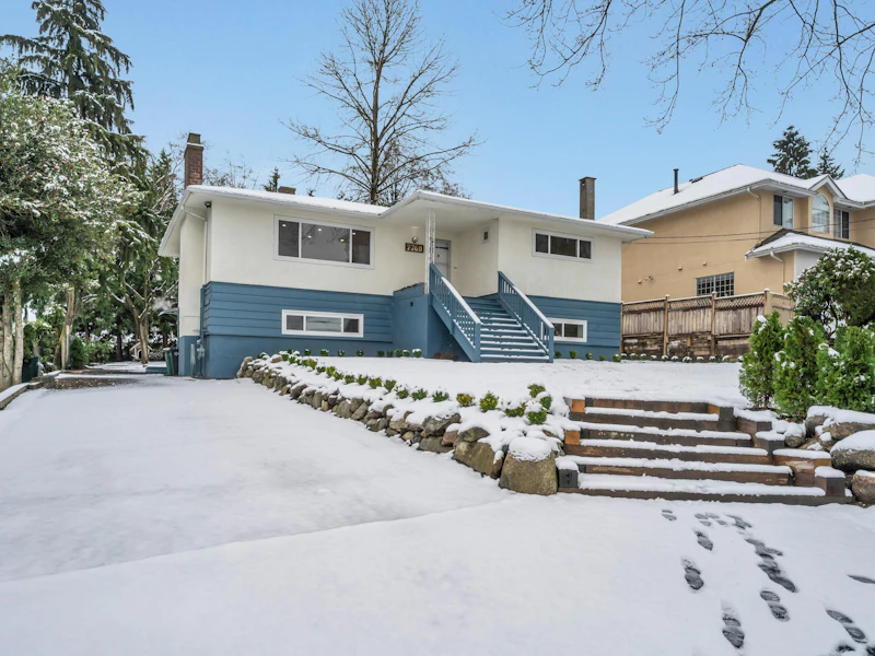 7760 Berkley Street, Burnaby BC V5E 2J7