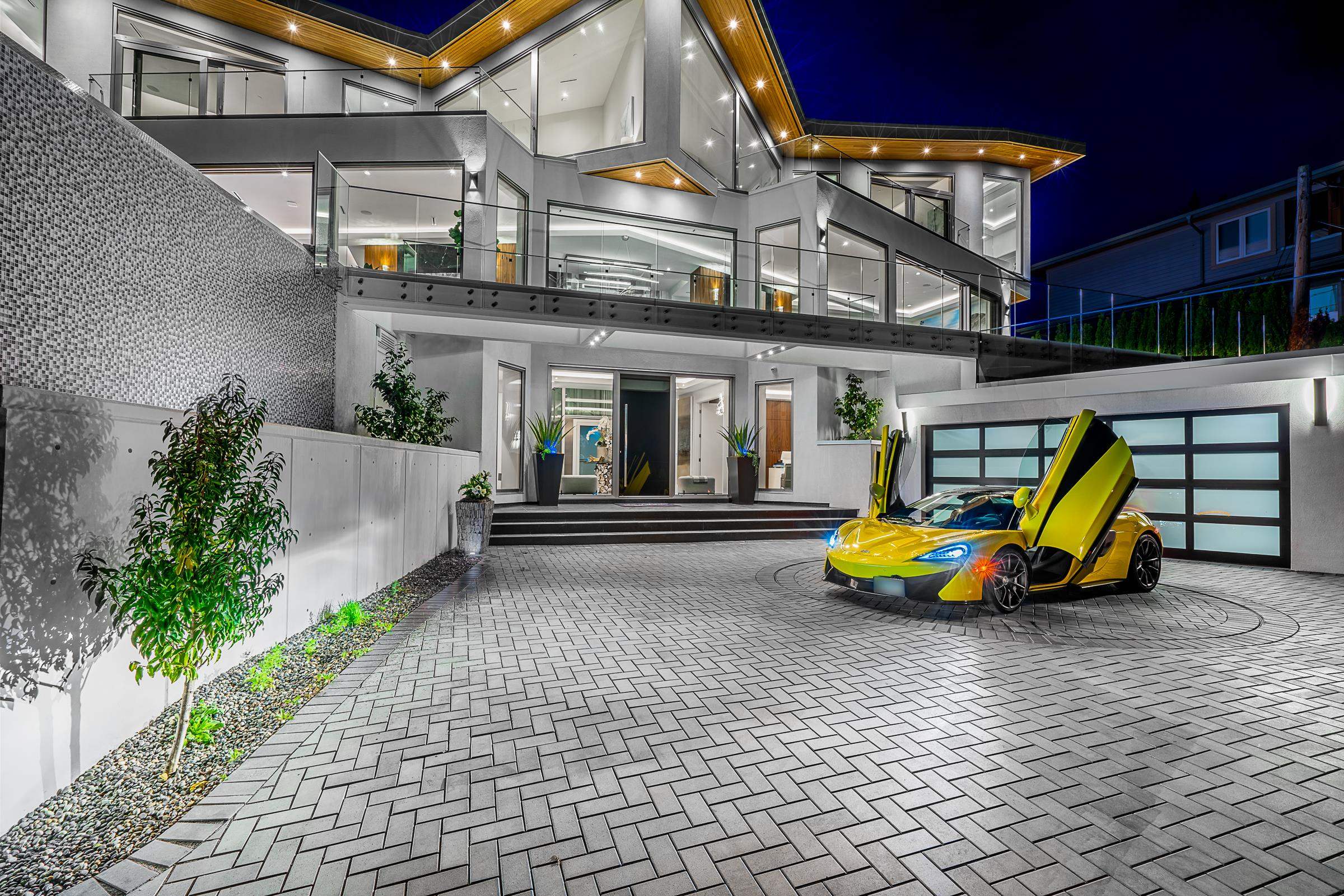 4129 Burkehill Road, West Vancouver, BC, V7V 3M3