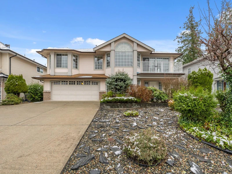 881 Herrmann Street, Coquitlam BC V3C 6E7