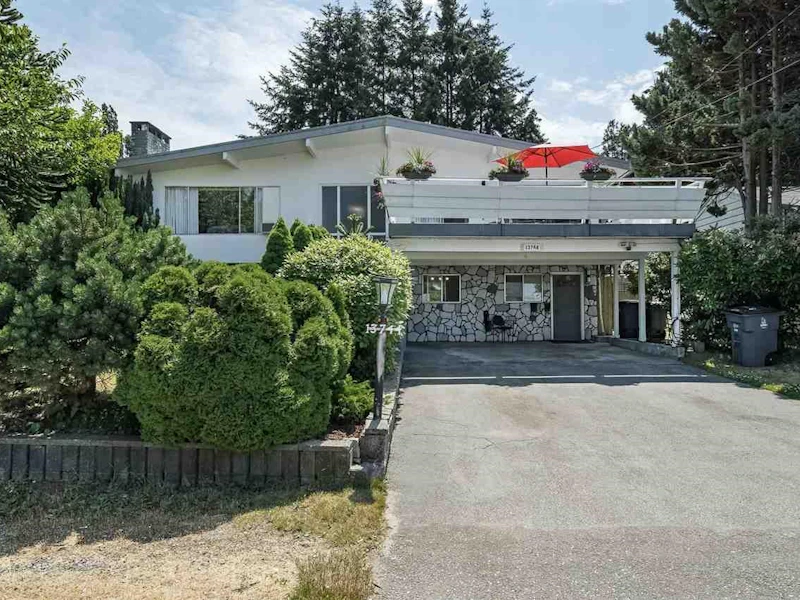 13744 112th Avenue, Surrey BC V3R 2G3