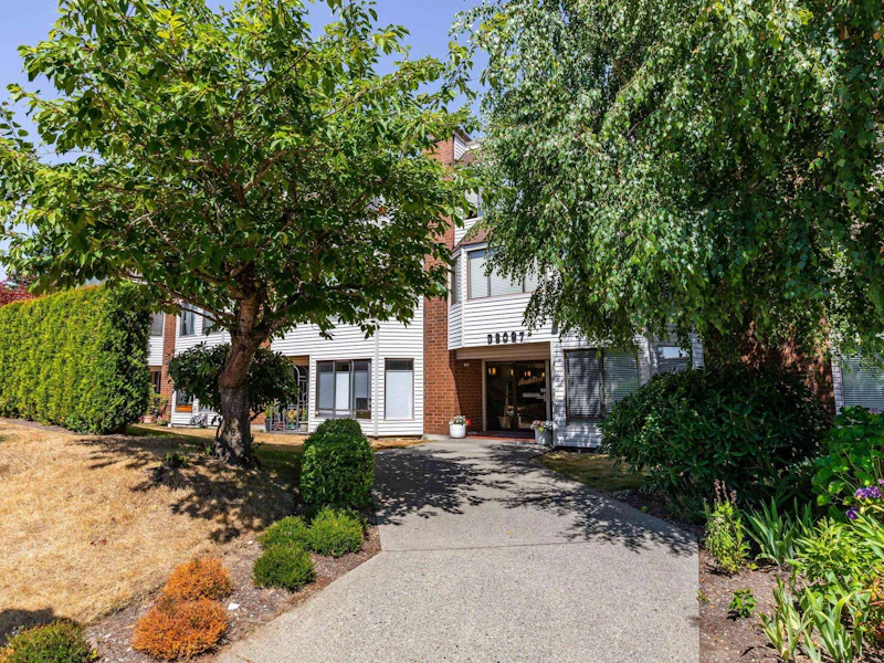 302 - 32097 Tims Avenue, Abbotsford BC V2T 2H3