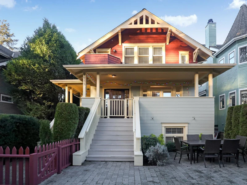 1955 W 15th Avenue, Vancouver BC V6J 2L2