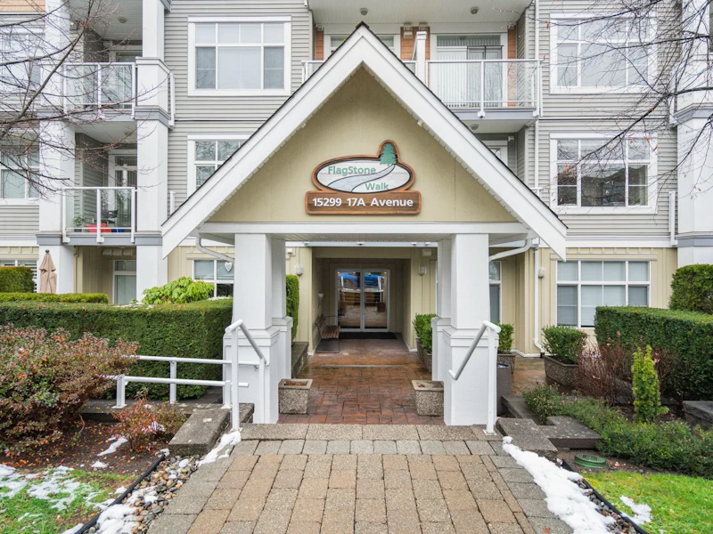 306 - 15299 17a Avenue, Surrey BC V4A 1V4