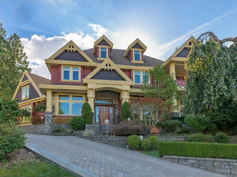 11261 162a Street, Surrey BC V4N 4P8