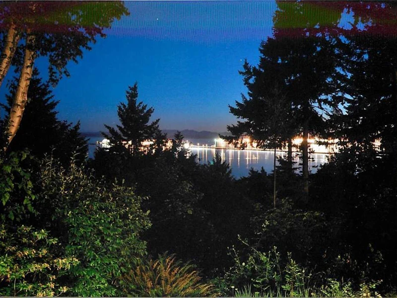 677 English Bluff Road, Delta BC V4M 2M9