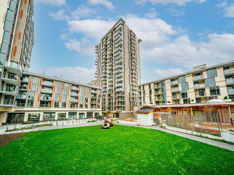 1501-8188 Fraser Street, Vancouver, BC, V5X 0J8