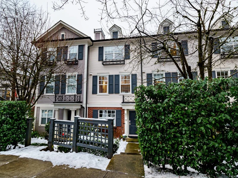 63 - 101 Fraser Street, Port Moody BC V3H 0C6