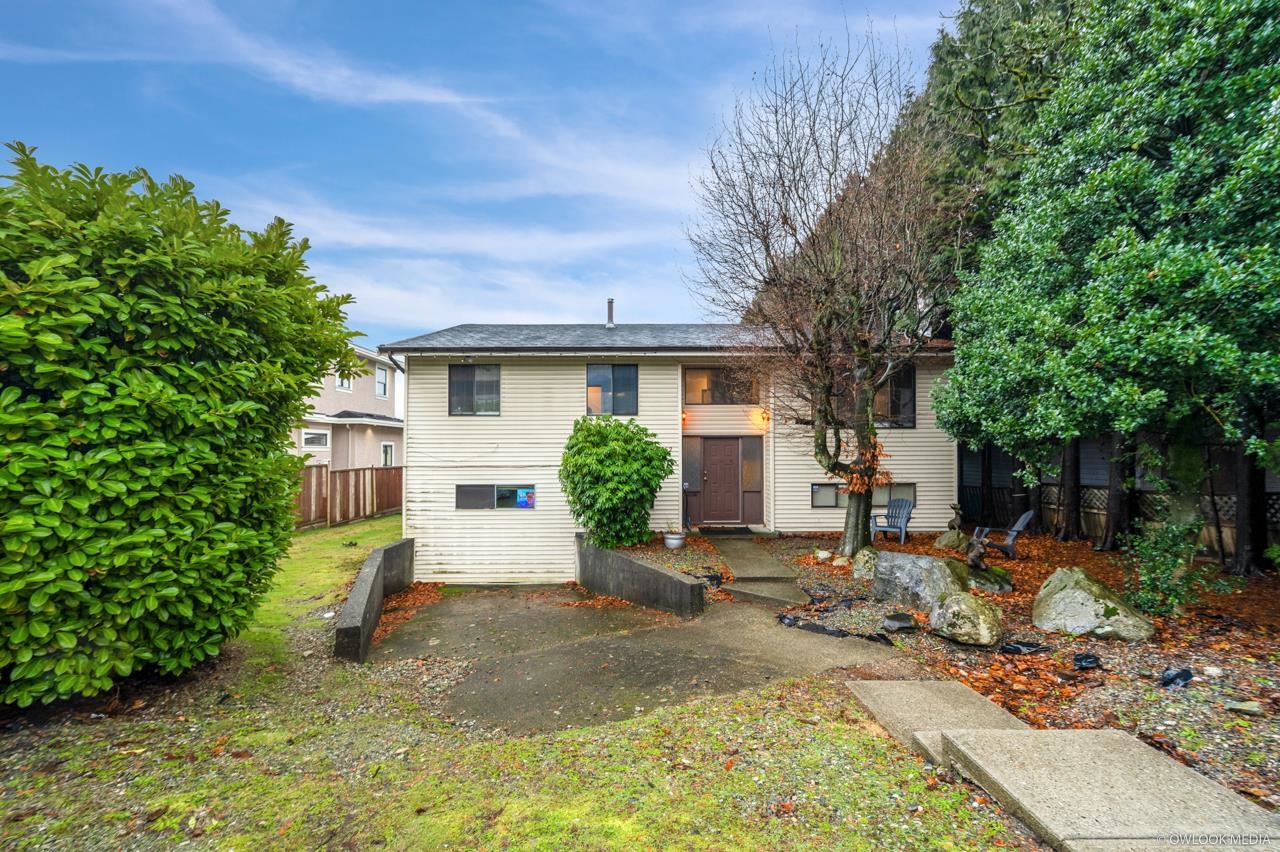 6362 Rumble Street, Burnaby, BC, V5E 1A7