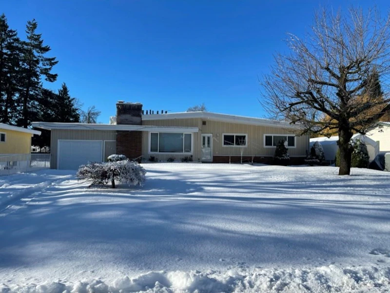 9343 Windsor Street, Chilliwack BC V2P 6C5