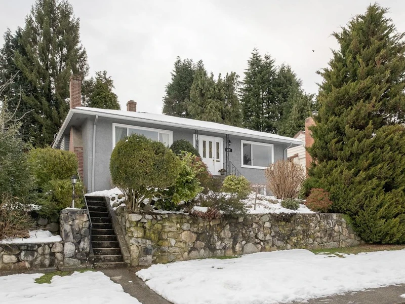 127 E Seventh Avenue, New Westminster BC V3L 4H4