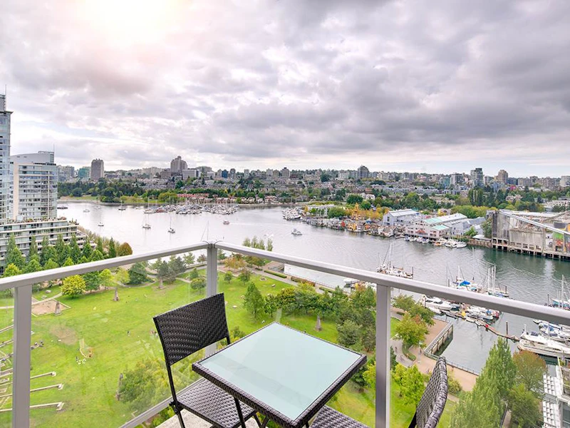 1806 - 638 Beach Crescent, Vancouver BC V6Z 3H4