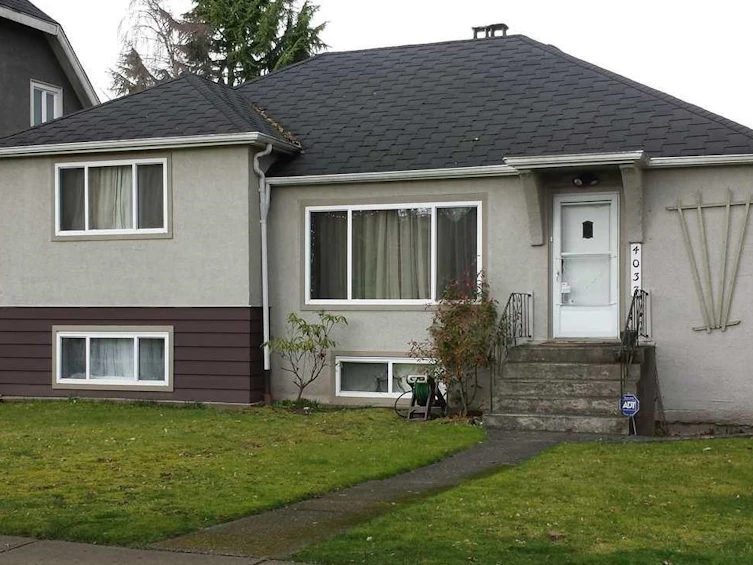 4037 W 15th Avenue, Vancouver, BC, V6R 3A2