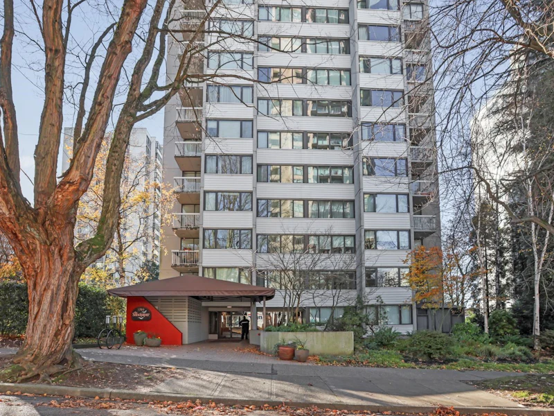 703 - 1740 Comox Street, Vancouver BC V6G 2Z1