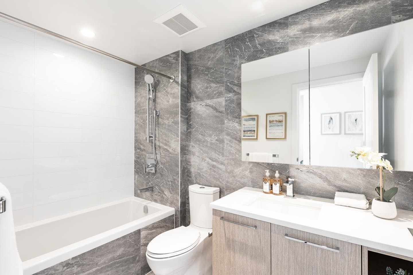 1300-8160 Mcmyn Way, Richmond, BC, V6X 0V2