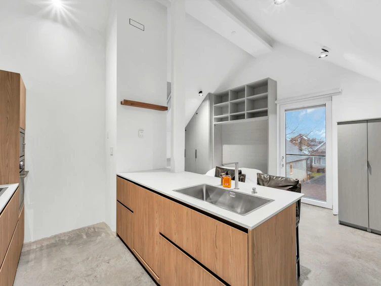 3-829 Keefer Street, Vancouver, BC, V6A 1Y8
