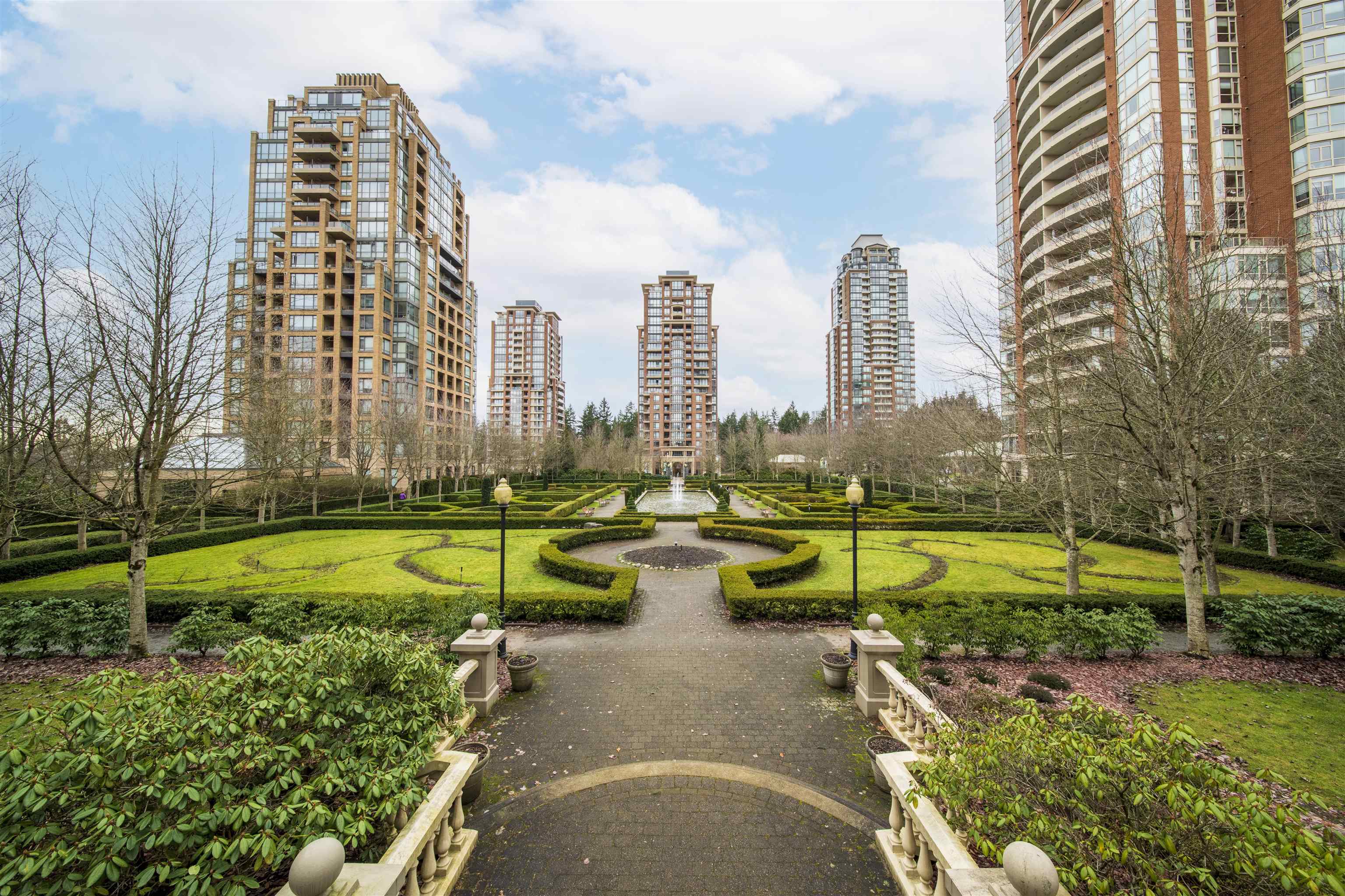 1801-6833 Station Hill Drive, Burnaby, BC, V3N 5E1