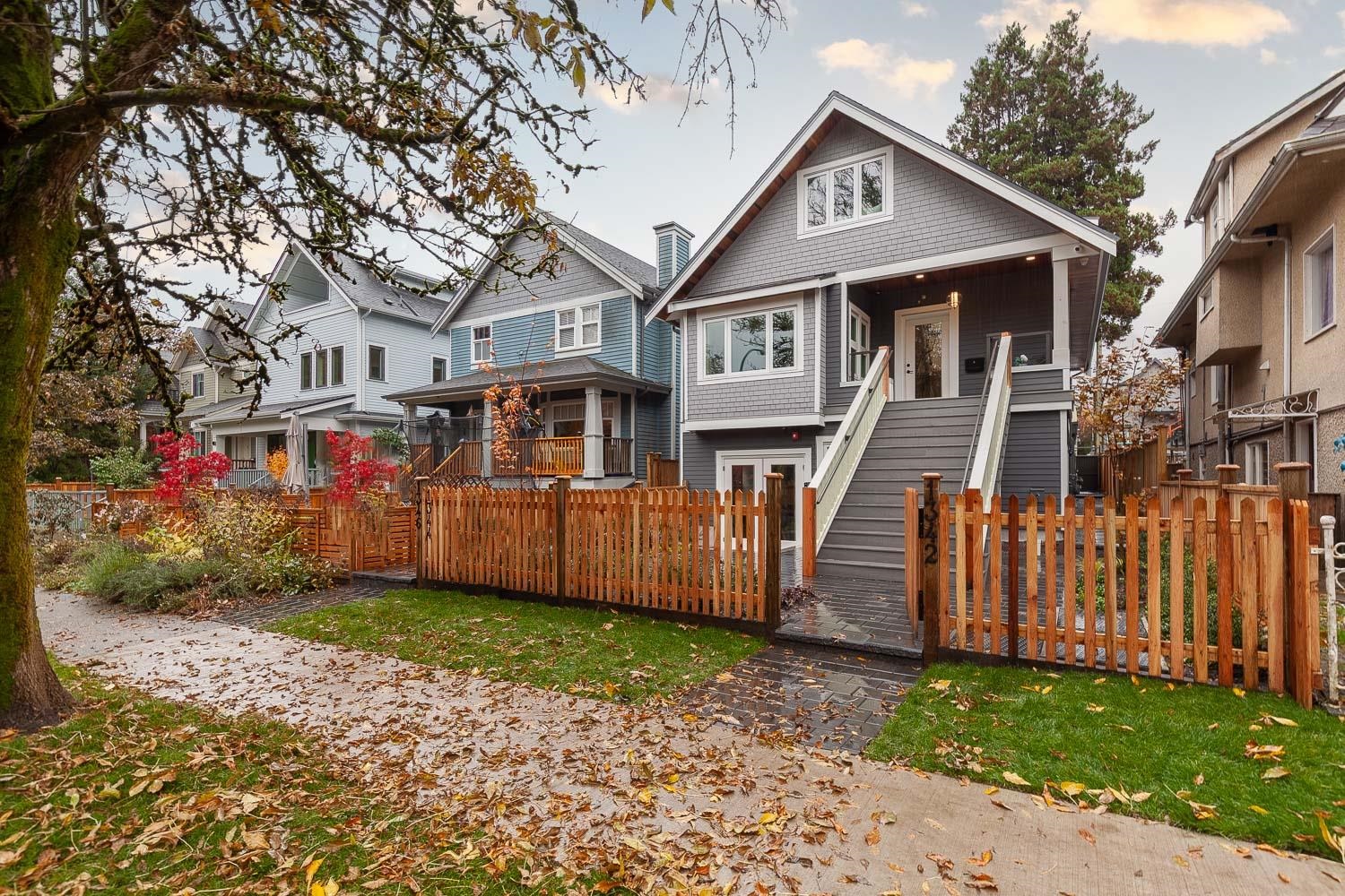 1342 E 11th Avenue, Vancouver, BC, V5N 1Y5