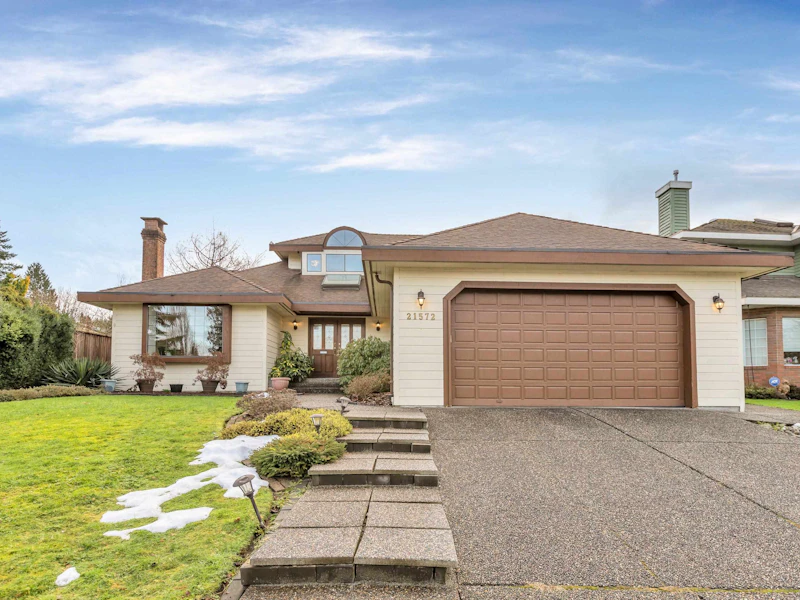 21572 126th Avenue, Maple Ridge BC V4R 2G9